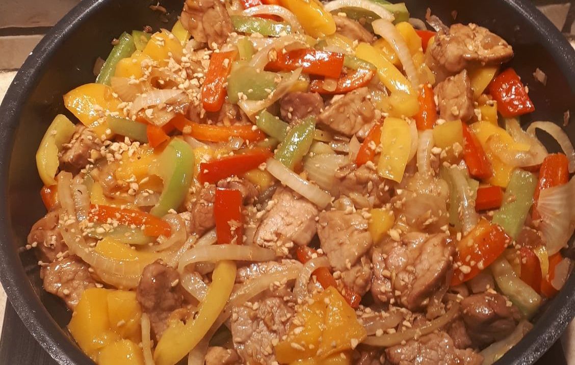 Porc laqué miel & mangue à la sichuanaise