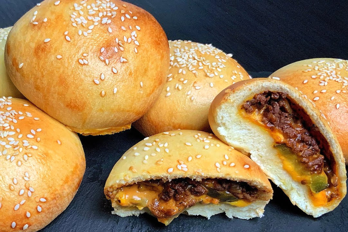 Cheeseburger bun